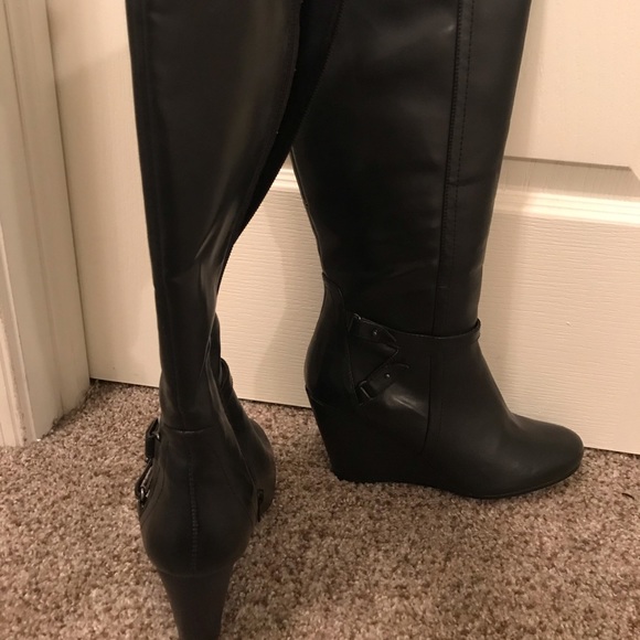Wedge Boots - Picture 4 of 5